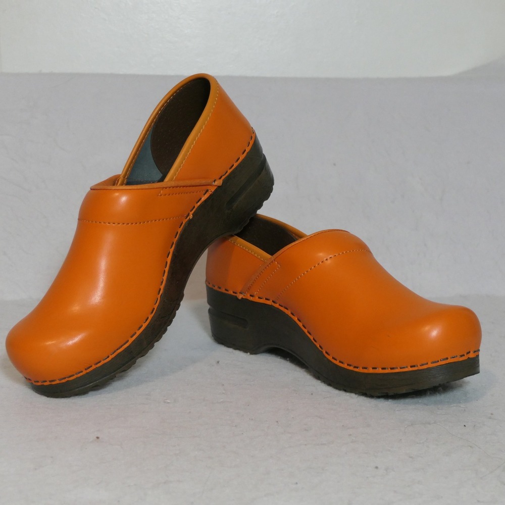 Sanita Womens Izabella Clogs Size 39 Orange Leather Danish Professional Comfort